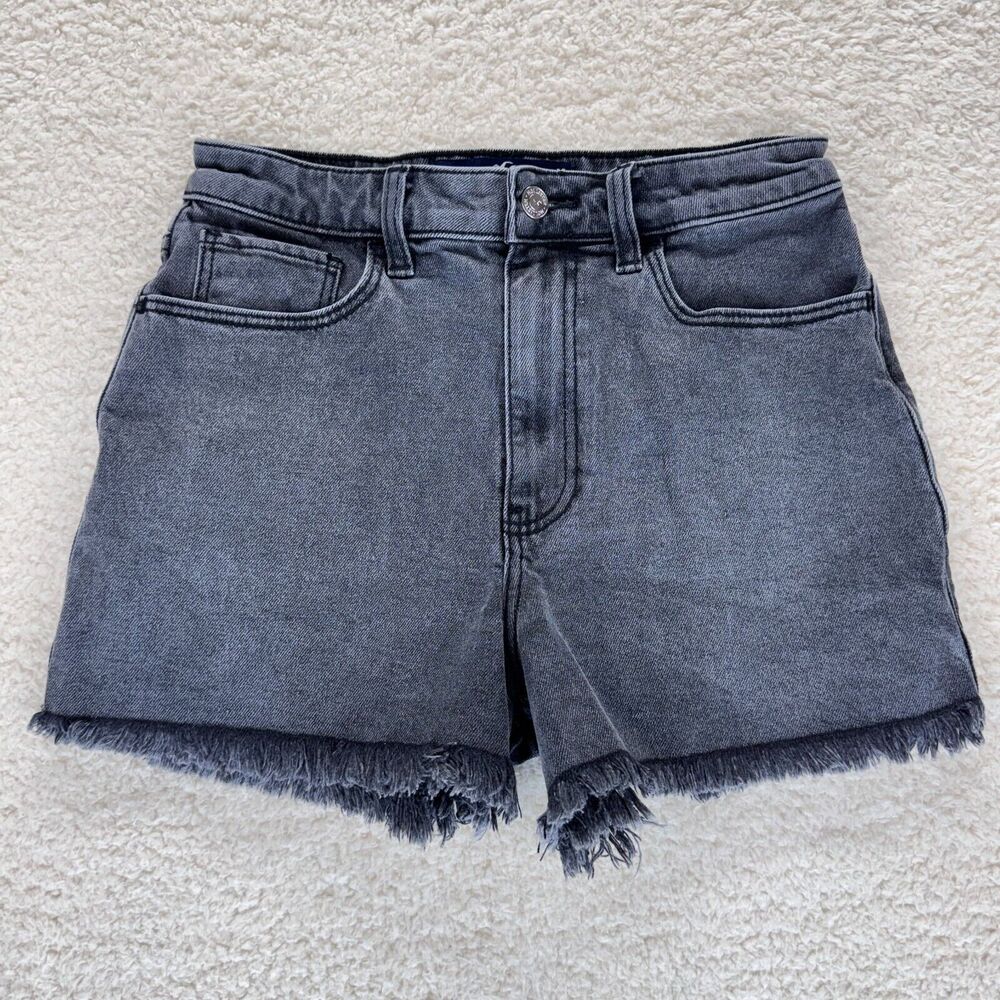 Hollister Ultra High-Rise Mom Shorts Size 3 W26 Gray Denim Frayed Hem Stretchy